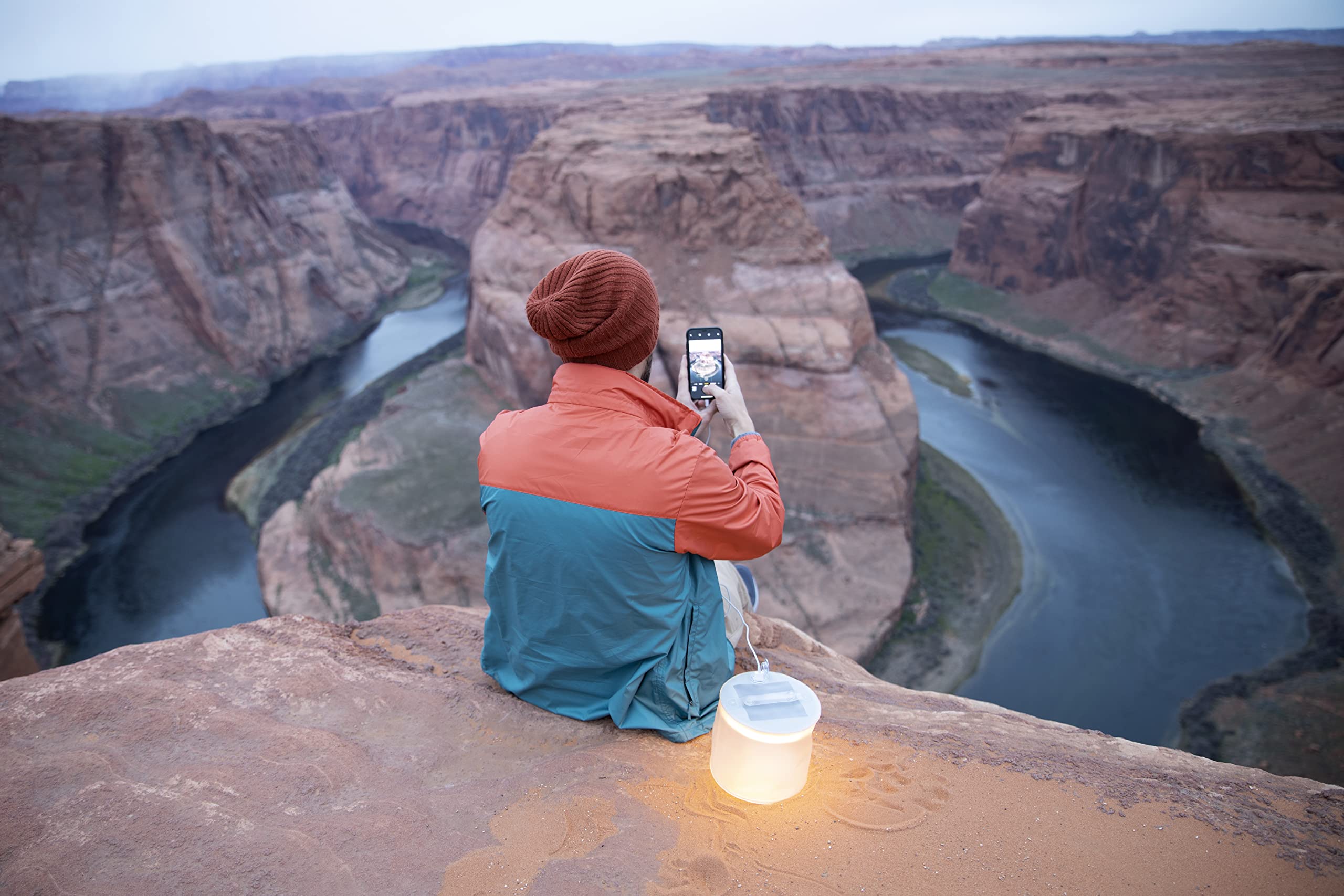 Luci Base Camp: 360 Lumens, Usb-C Charging, Matte Finish + White Leds
