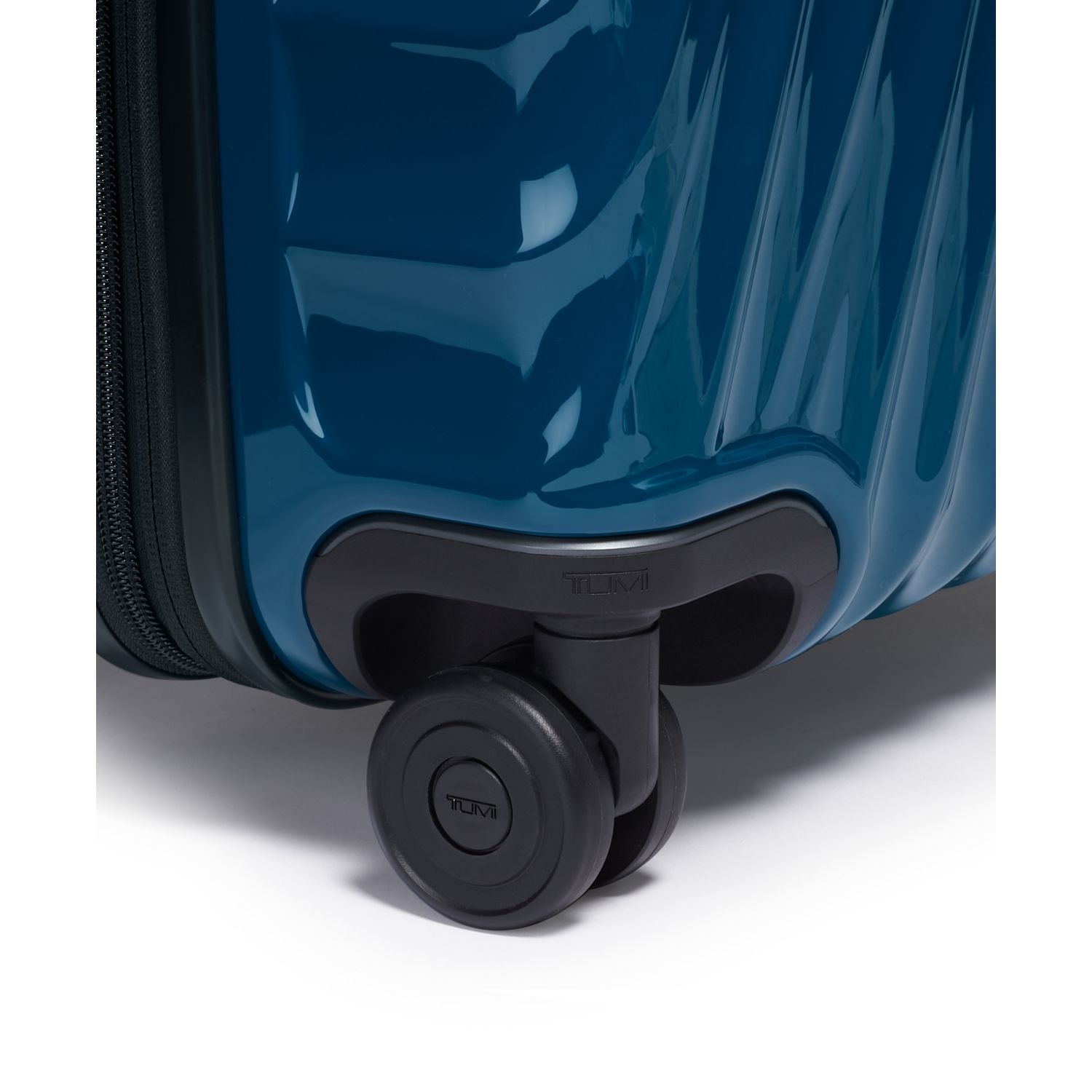Dark Turquoise / Int'l Carry On