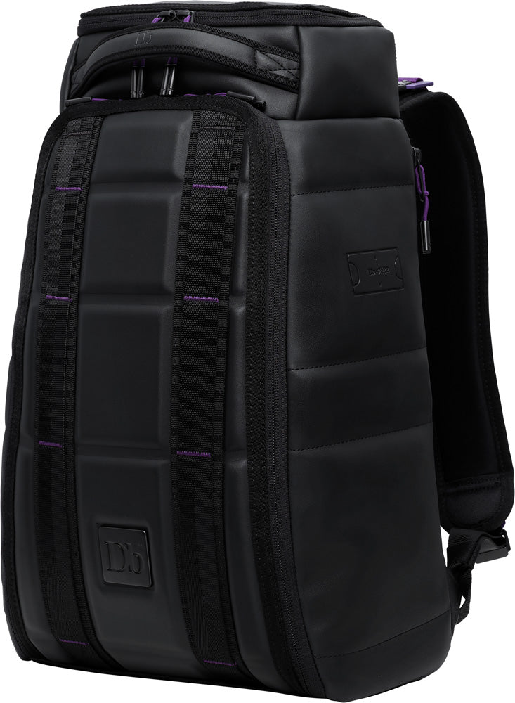 D_b_ Hugger 1st Generation Backpack 20L – Luggage Online
