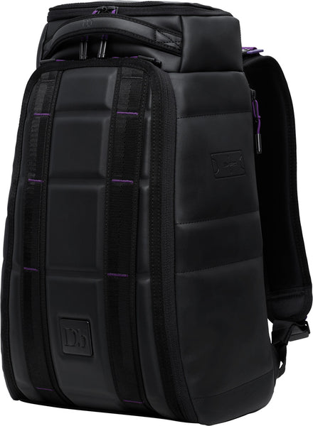 Db バーガンディバックパック　The Strom 30L Backpack Db バーガンディバックパック The Strom 30L Backpack