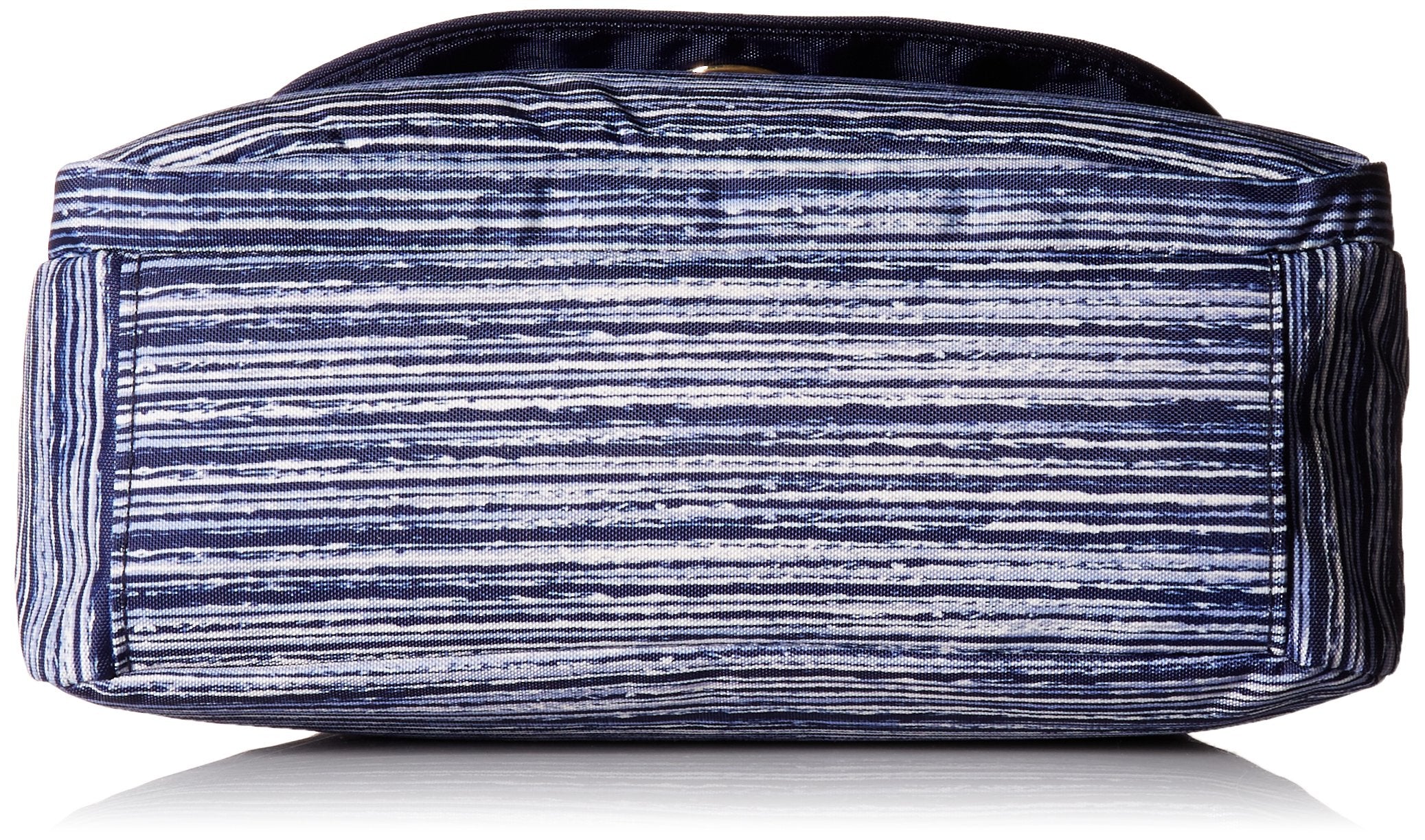 Horizon Stripe Print