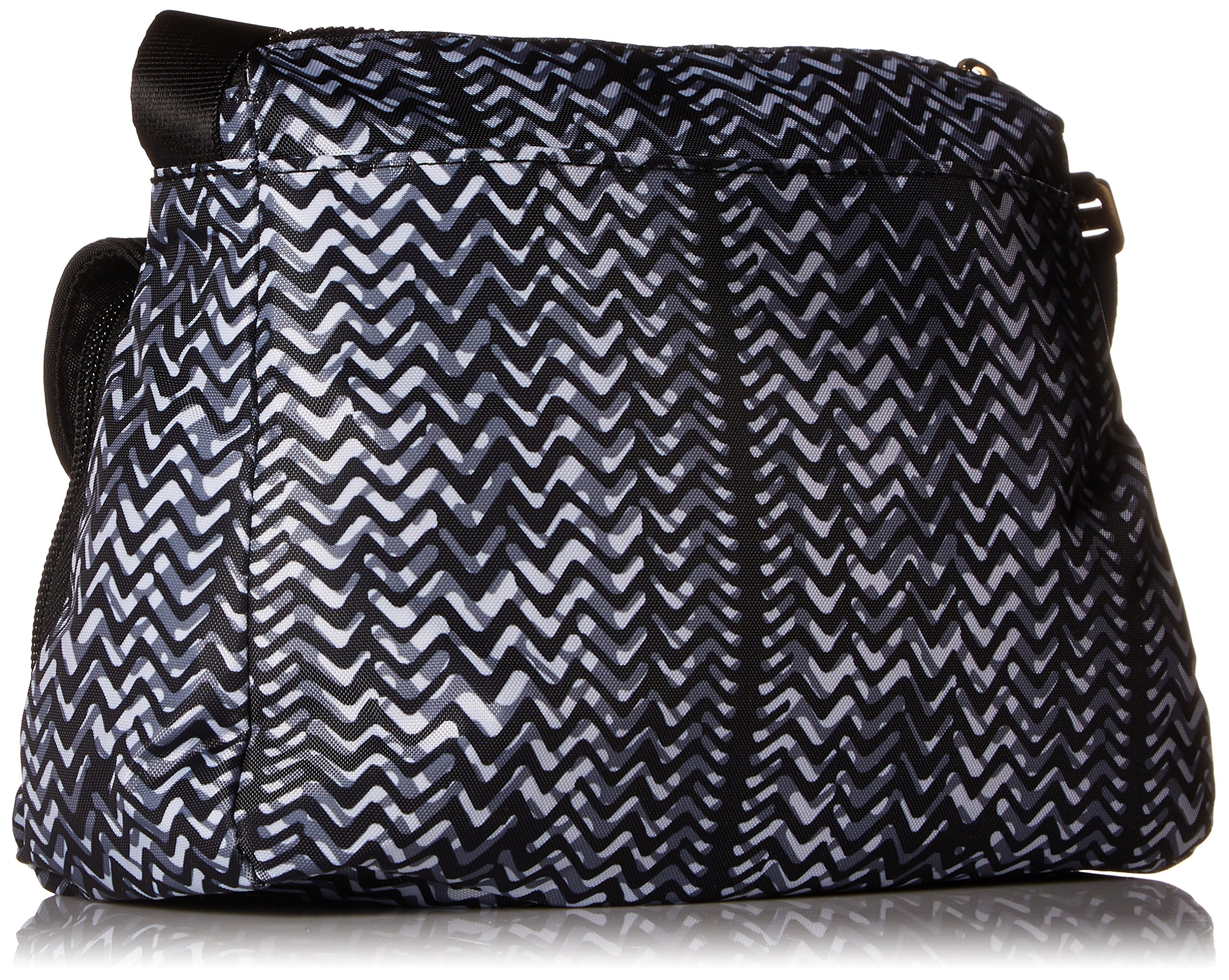 Black/White Illusion Print
