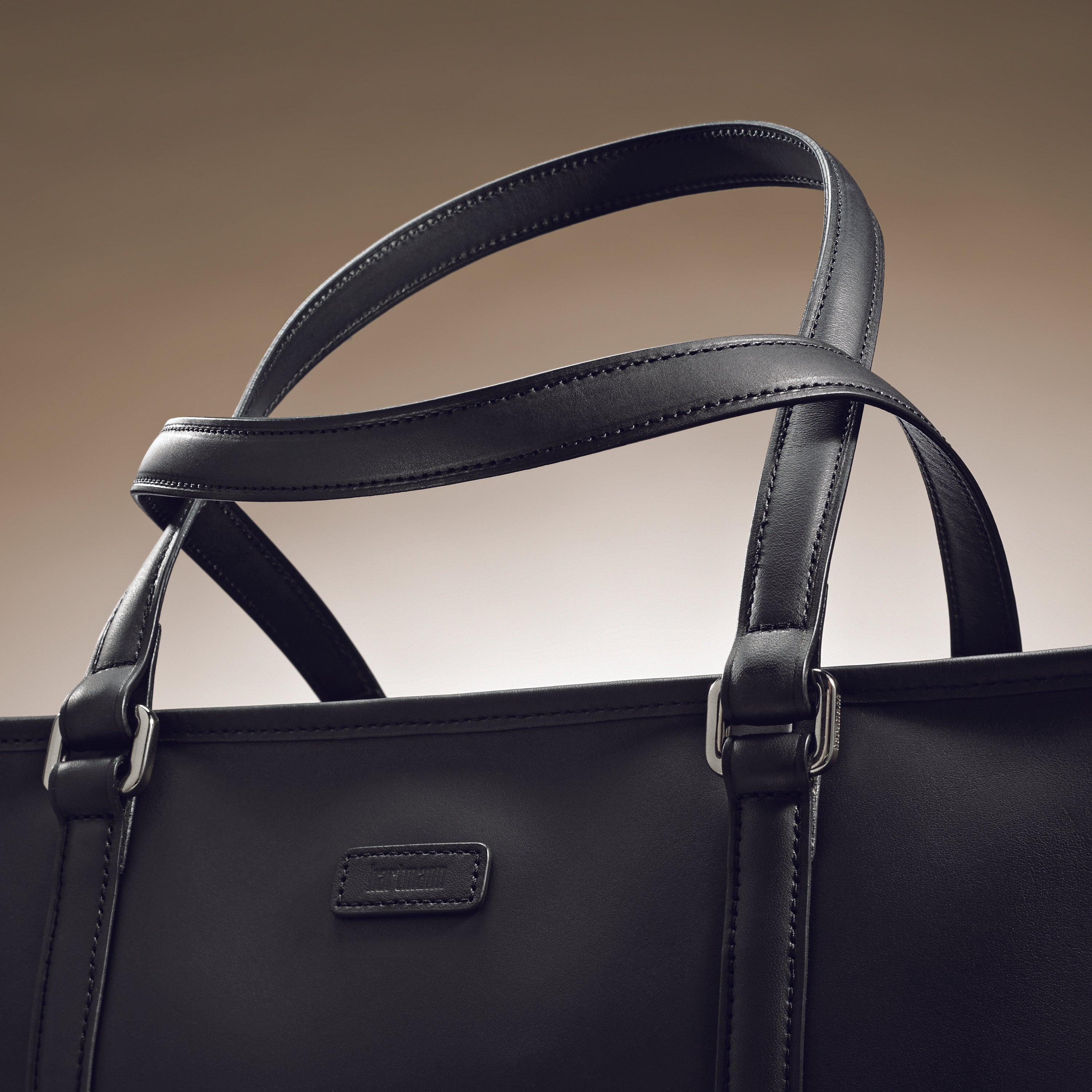 Hartmann Heritage Zippered Tote – Luggage Online