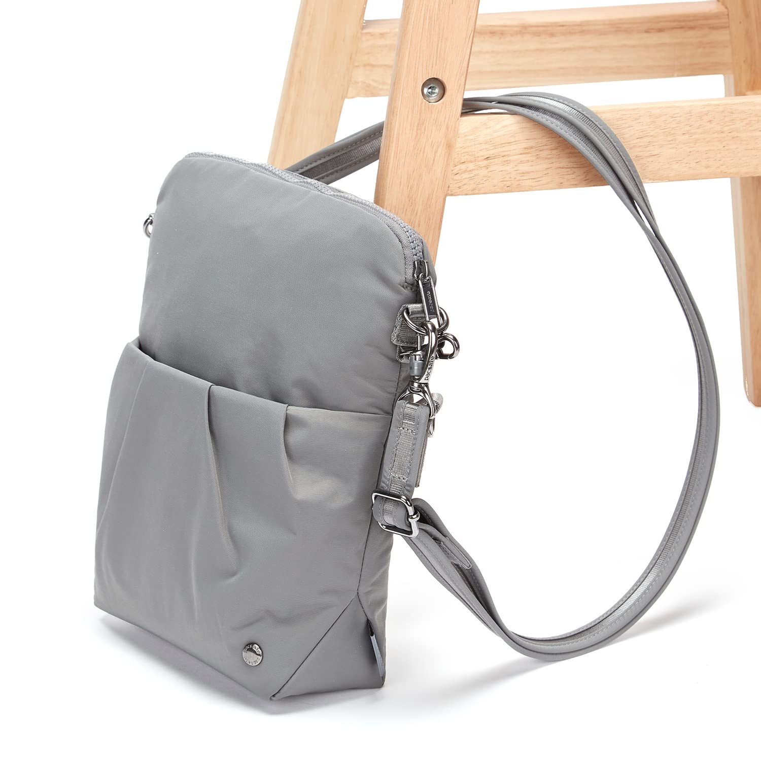 Econyl® Gravity Gray