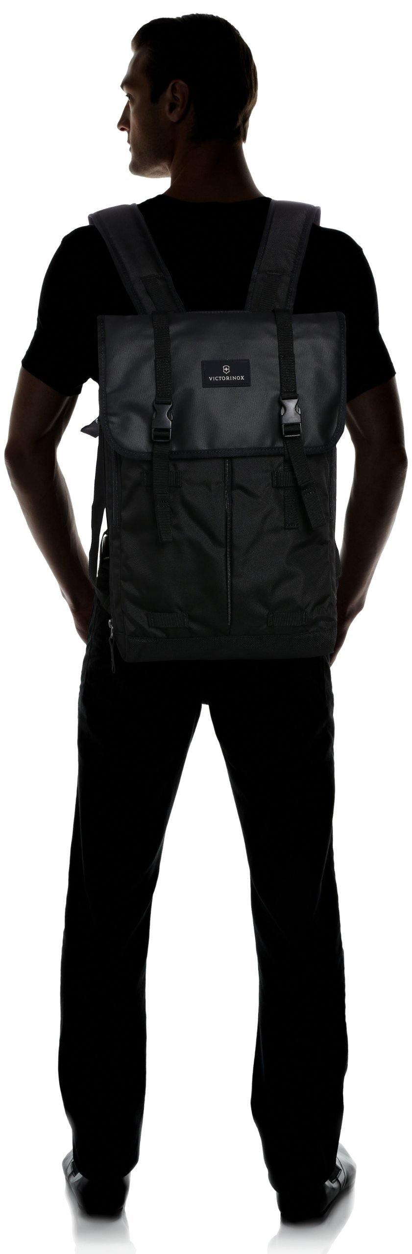 altmont 3.0 flapover laptop backpack Deluxe card slots and a key fob Altmont Original Flapover Laptop Backpack