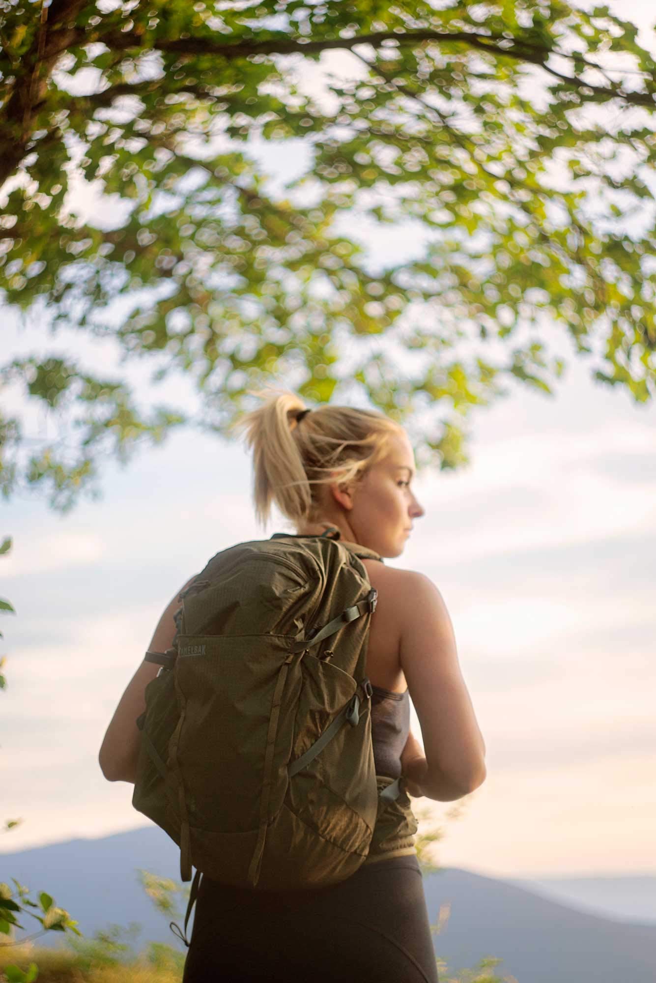 Camelbak CamelBak Women s Helena 20 Hiking Hydration Pack 85 oz Luggage Online