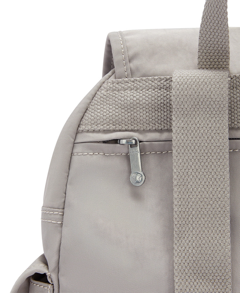 Grey Gris