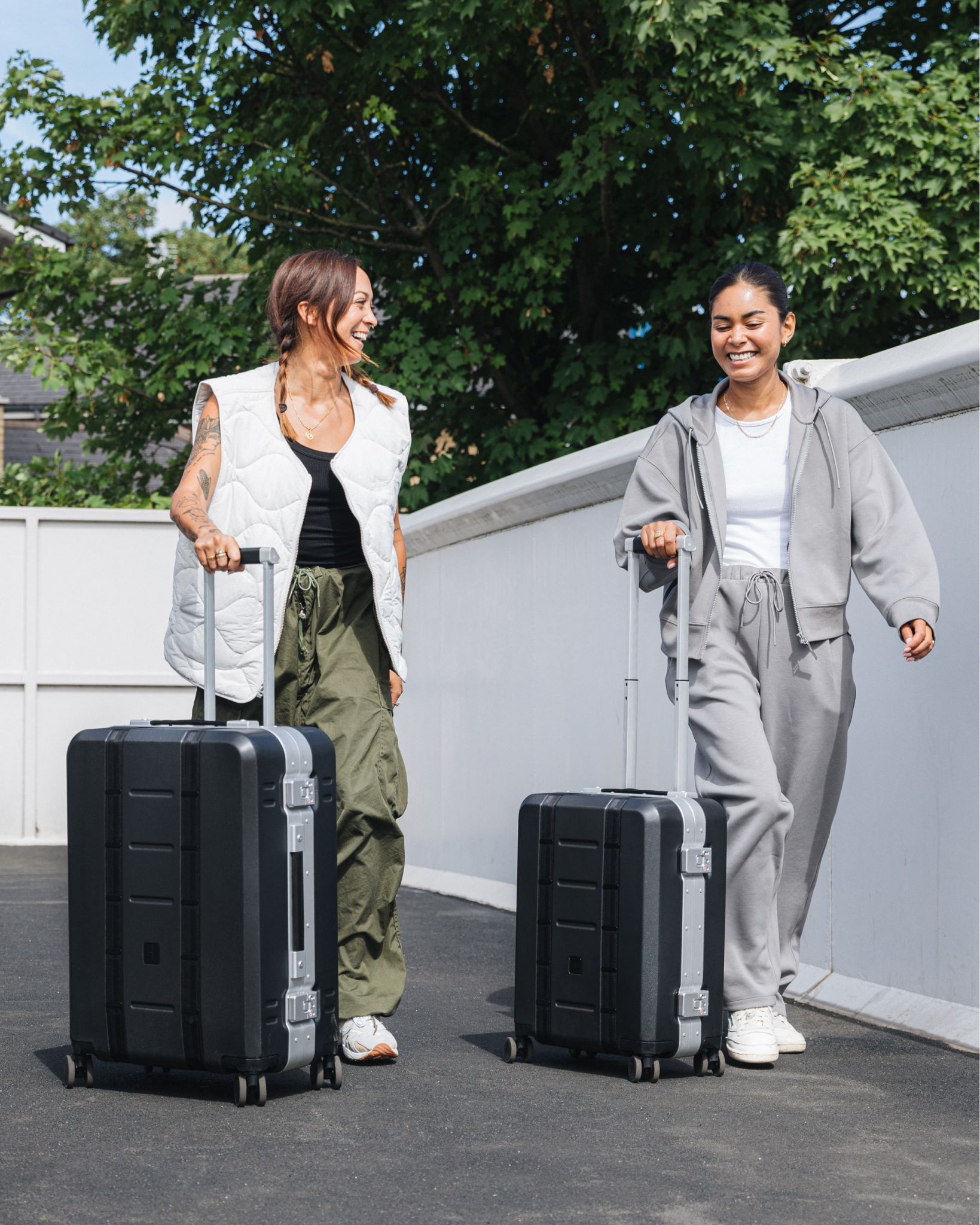 D b Ramverk Pro Check in Luggage Large Luggage Online