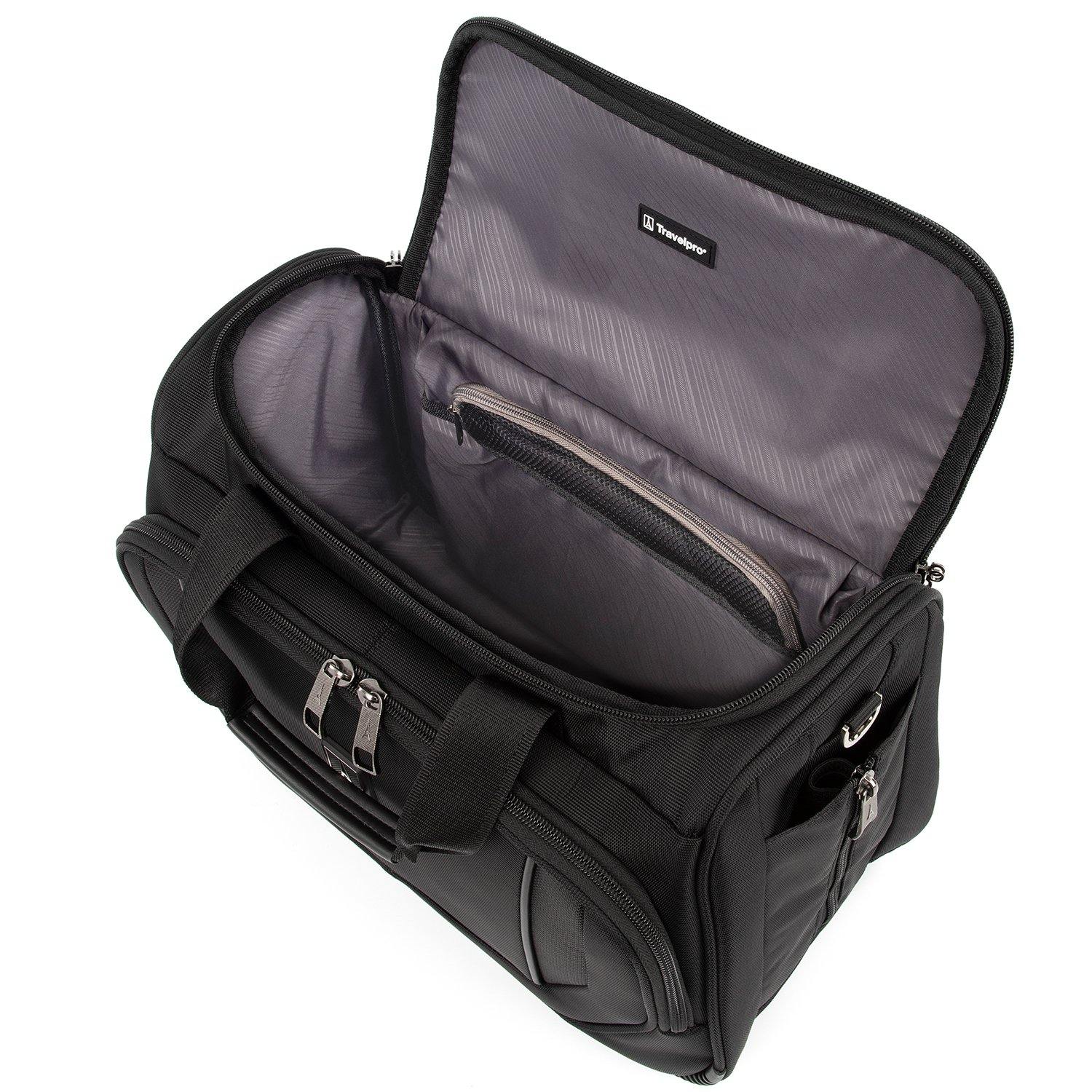 Travelpro crew 11 deluxe tote hotsell